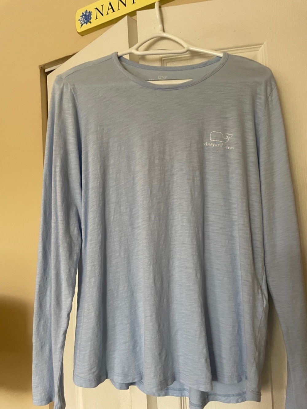 Vineyard Vines Women’s Light Blue Long-Sleeve Tee with Whale Pocket Logo